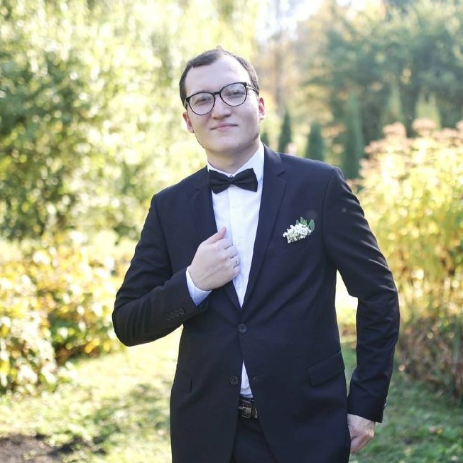 Артем Дыбовский